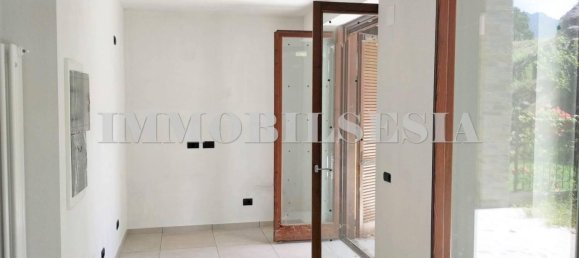 Apartamento de 3 habitaciónes en Quarona, Italy No. 18106 6