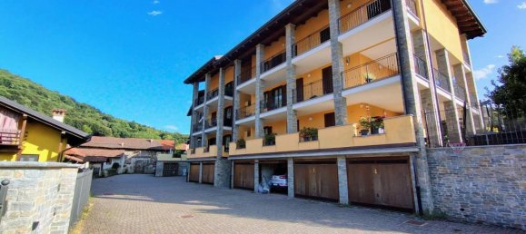 Apartamento de 3 habitaciónes en Quarona, Italy No. 18106 18