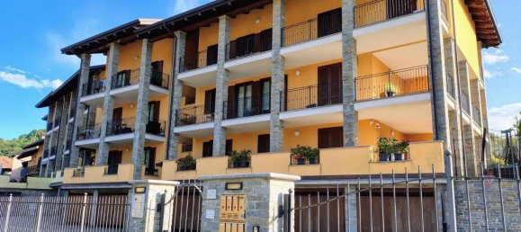 Apartamento de 3 habitaciónes en Quarona, Italy No. 18106 16