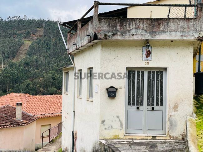 Casa de 4 dormitorios en Ceira, Portugal No. 346893