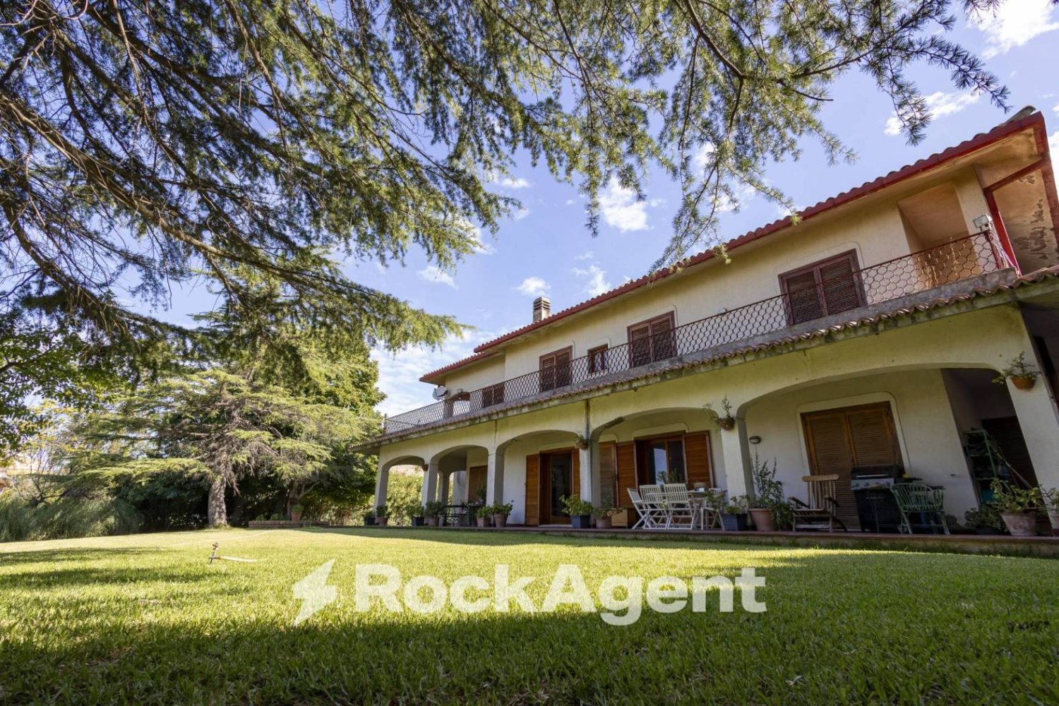 3 bedrooms Villa in Catanzaro, Italy No. 348059