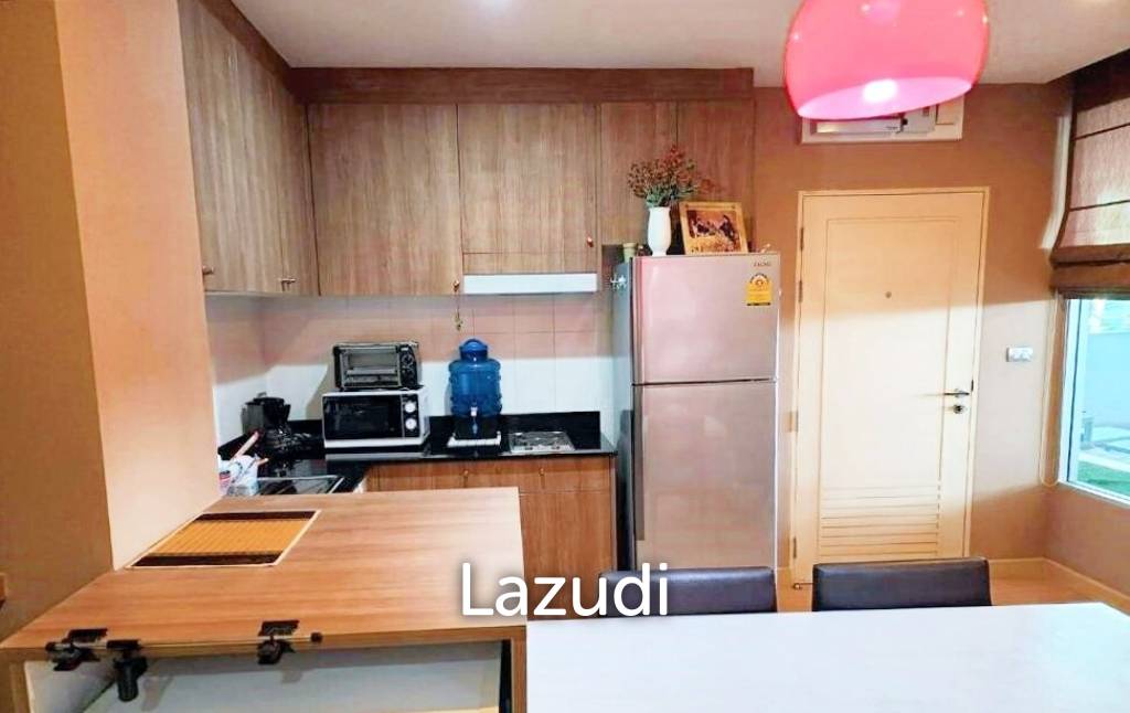 2 bedrooms Condo in Phra Khanong, Thailand No. 16613