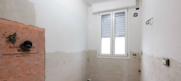 Квартира с 4 комнатами в Формиджине, Италия № 295663 8