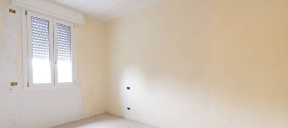 Квартира с 4 комнатами в Формиджине, Италия № 295663 10