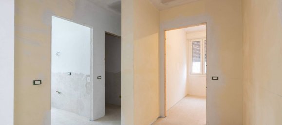 Квартира с 4 комнатами в Формиджине, Италия № 295663 21