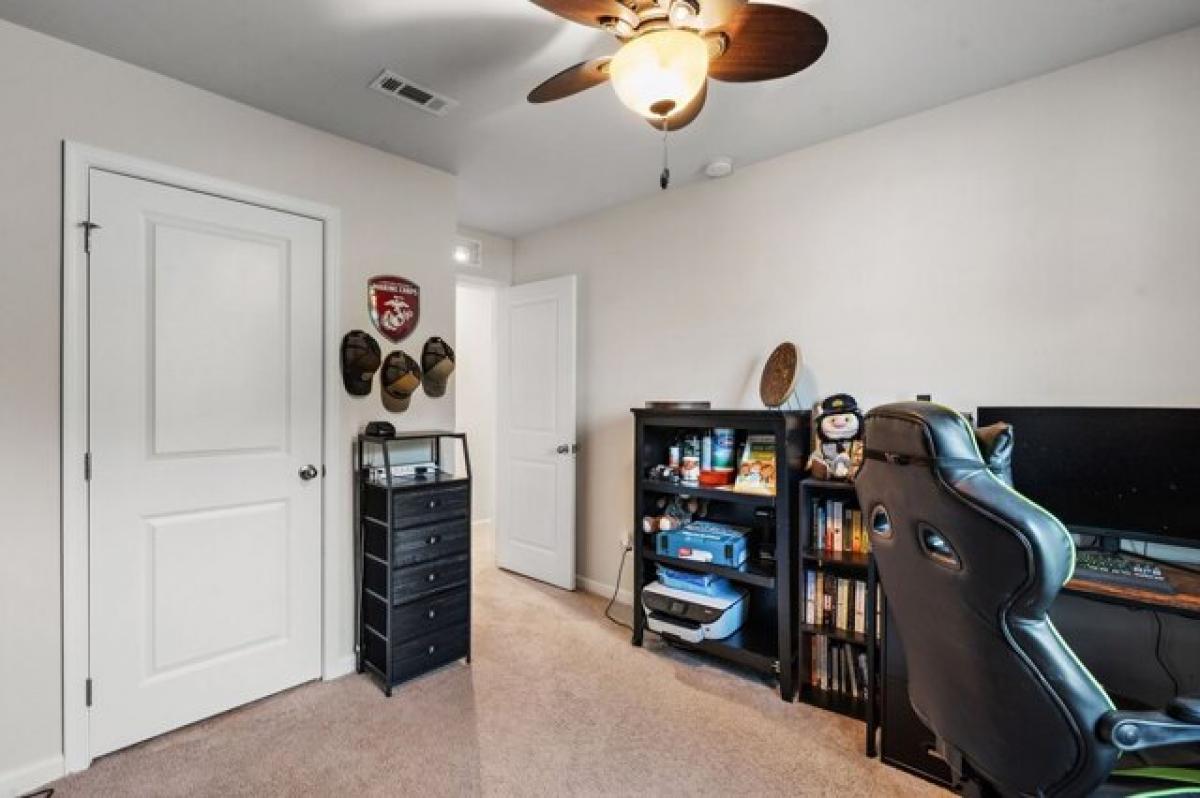 3 bedrooms House in Lebanon, USA No. 400086