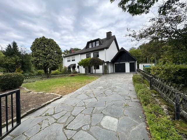 5 rooms Townhouse in Monchengladbach, Germany No. 51458