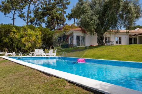 4 bedrooms House in Almada, Portugal No. 17414