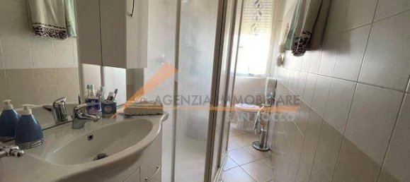 1 bedroom Apartment in Ravenna, Italy No. 351907 5