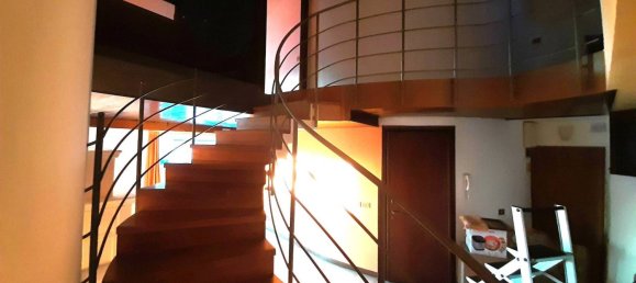 2 Schlafzimmer Wohnung in Udine, Italy, Nr. 9978 26