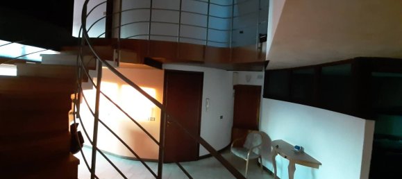 2 Schlafzimmer Wohnung in Udine, Italy, Nr. 9978 16