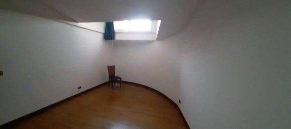 2 Schlafzimmer Wohnung in Udine, Italy, Nr. 9978 7
