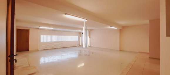 Вилла с 5 спальнями в Халифа-Сити, ОАЭ № 39967 12