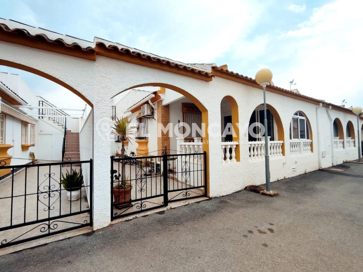 3 bedrooms House in Guardamar del Segura, Spain No. 291242