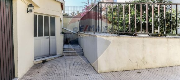 4 bedrooms House in Lisbon, Portugal No. 166172 6