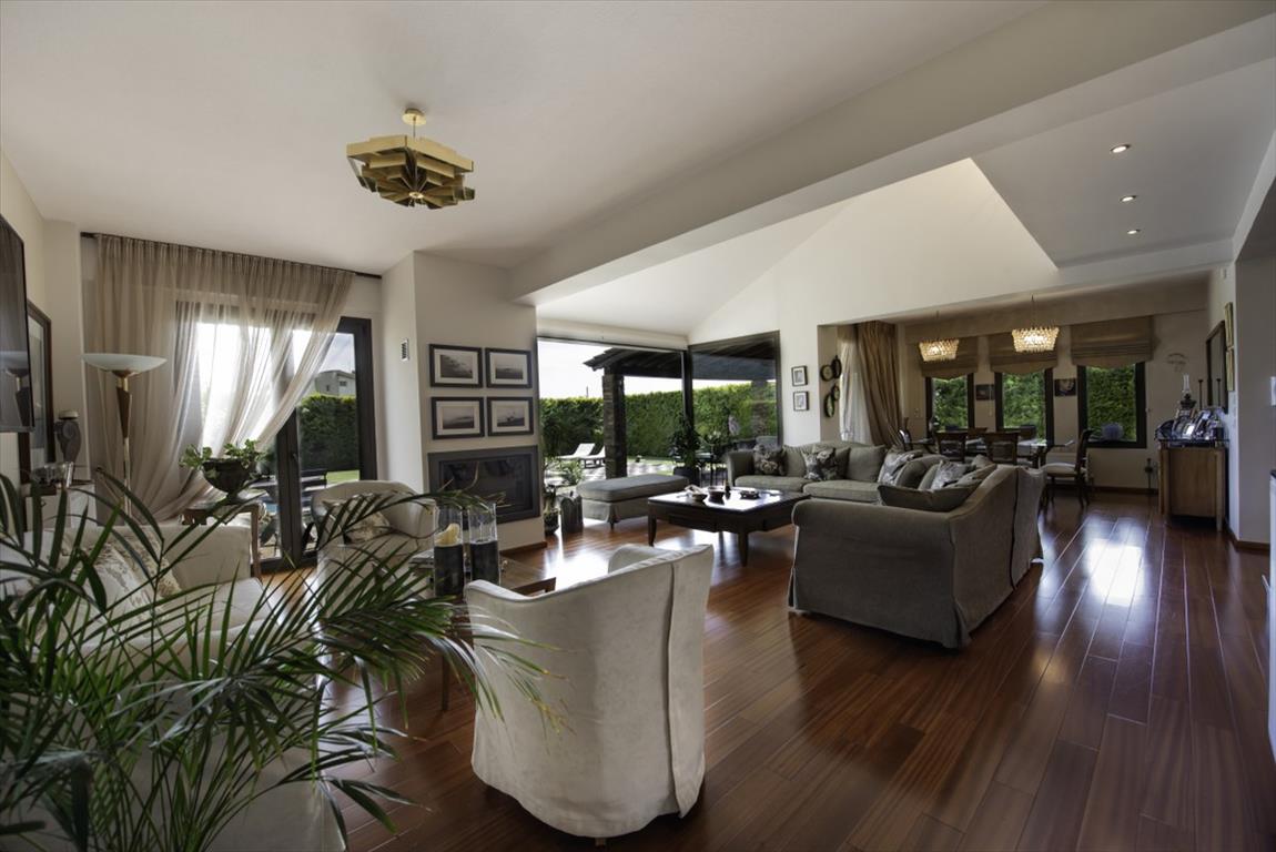 3 bedrooms Property in Chortiatis, Greece No. 4054