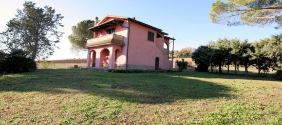 4 bedrooms House in Roccastrada, Italy No. 135001 20