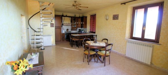 4 bedrooms House in Roccastrada, Italy No. 135001 10