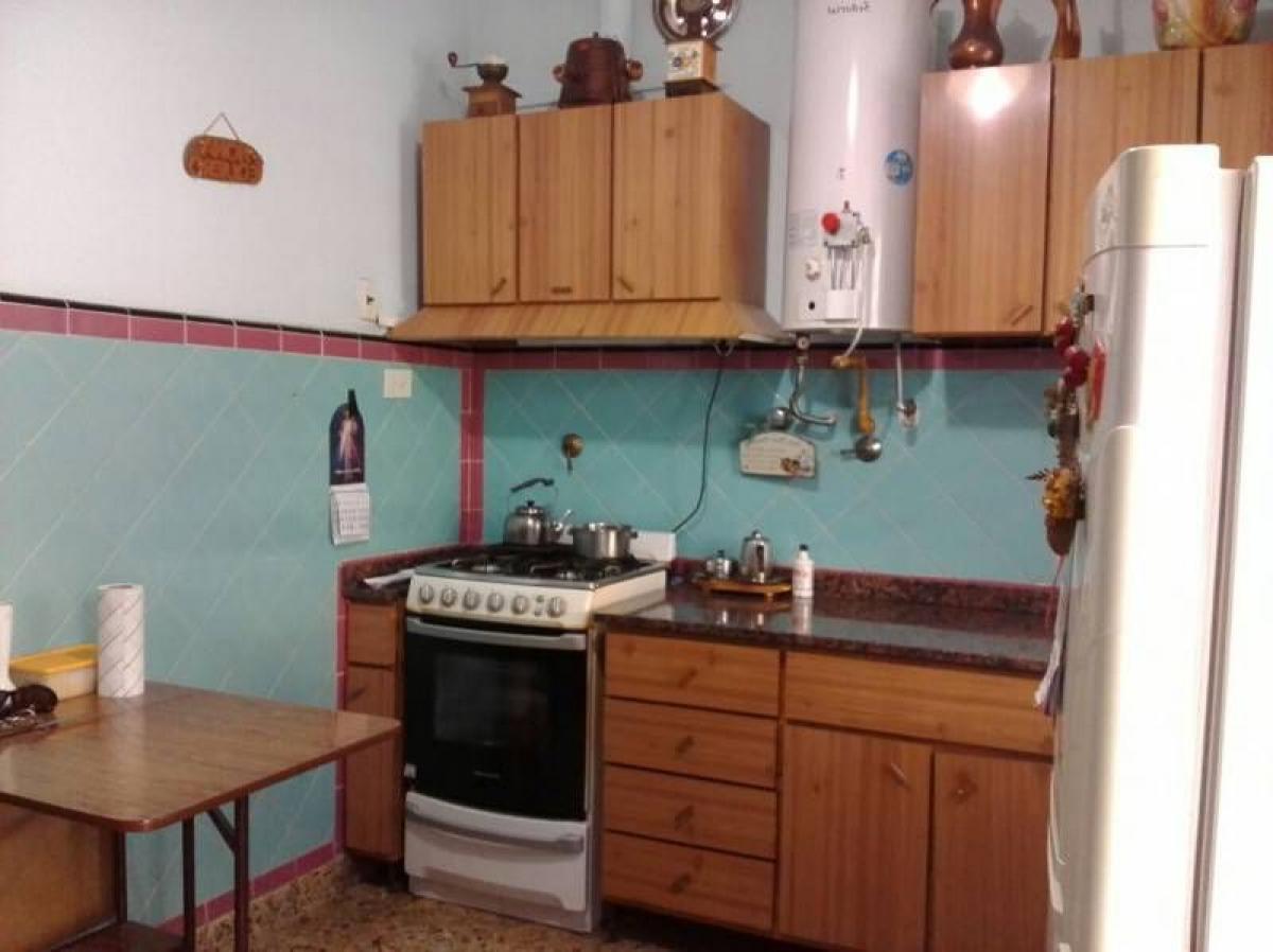 4 bedrooms House in General San Martin, Argentina No. 52958