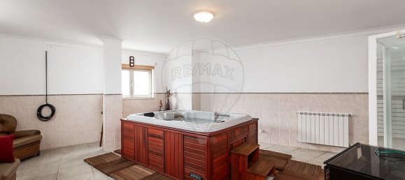 4 bedrooms House in Leiria, Portugal No. 24317 5