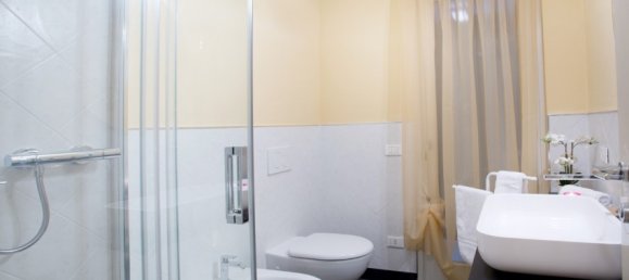 4 Schlafzimmer Villa in Sala Comacina, Italy, Nr. 58340 12