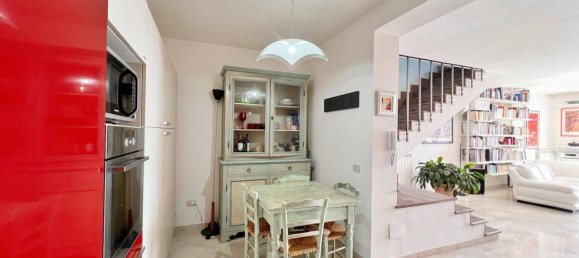 2 Schlafzimmer Haus in Valentano, Italy, Nr. 291362 23