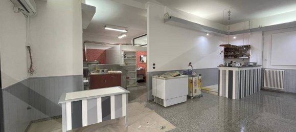 4-salle Propriété commerciale à Manfredonia, Italy No. 24103 13