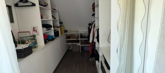 3 chambres Maison à Saint-Berthevin, France No. 360593 15