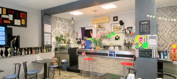 Propiedad comercial de 5 habitaciónes en Grugliasco, Italy No. 110846 11