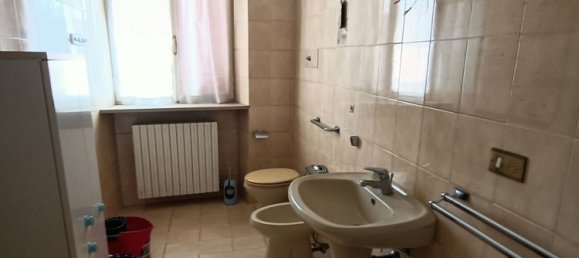 8-Zimmer Haus in Santa Maria della Versa, Italy, Nr. 70013 47