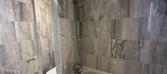 Apartamento de 3 dormitorios en Marbella, Spain No. 33745 23