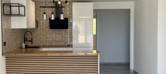 Apartamento de 3 dormitorios en Marbella, Spain No. 33745 29