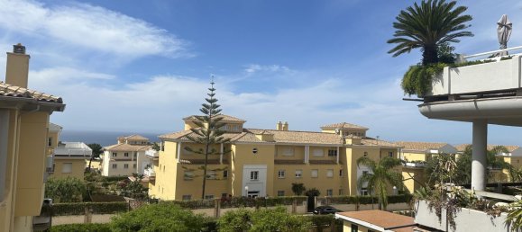 Apartamento de 3 dormitorios en Marbella, Spain No. 33745 12