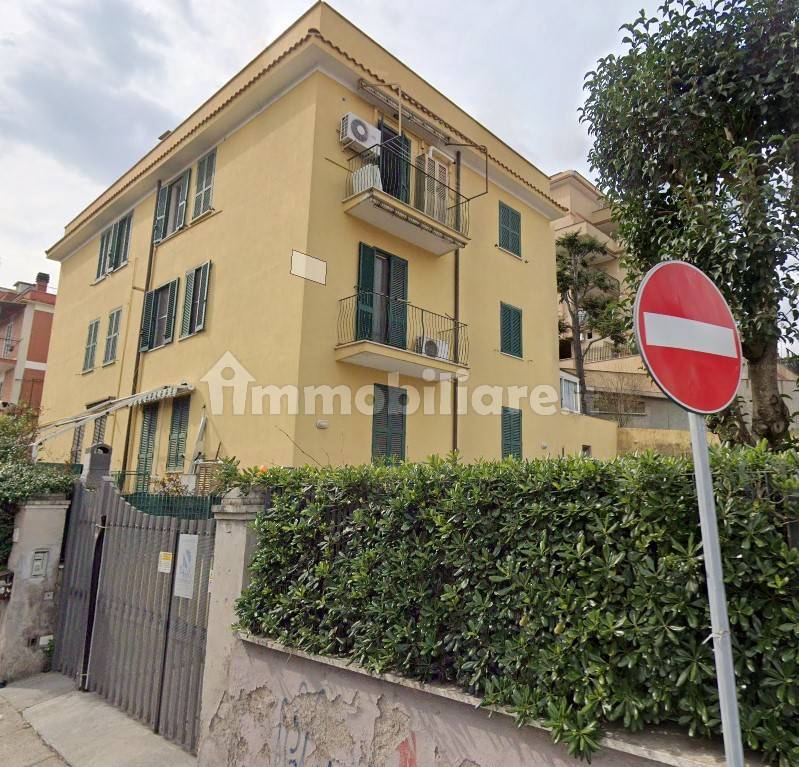 10m² Parking in Rome, Italy No. 272971