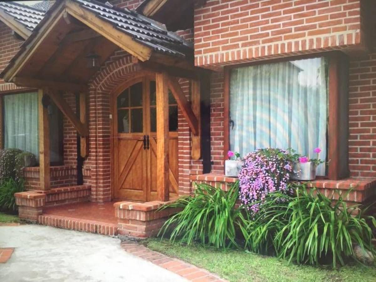 2 bedrooms House in Tigre, Argentina No. 847