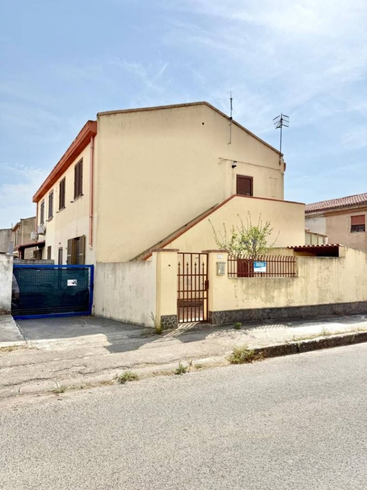 2 bedrooms Apartment in Sardinia, Italy No. 350542