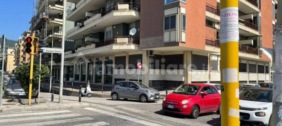 3 rooms Commercial property in Salerno, Italy No. 311757 6