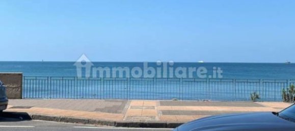 3 rooms Commercial property in Salerno, Italy No. 311757 5
