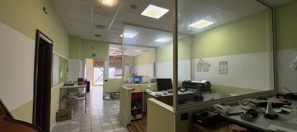 6 غرف نوم مكتب في Civitanova Marche, Italy رقم 332795 7