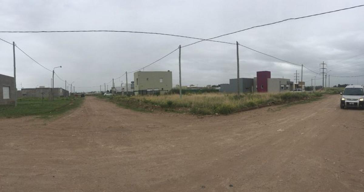  Land in Buenos Aires, Argentina No. 121991