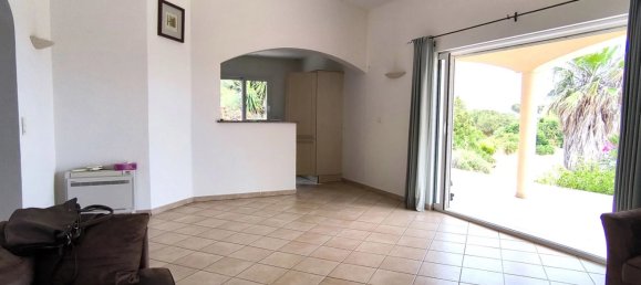 3 bedrooms Villa in Pianottoli-Caldarello, France No. 259147 3