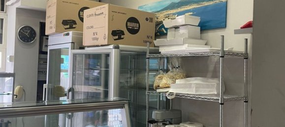 40m² Commercial property in Naples, Italy No. 254255 11