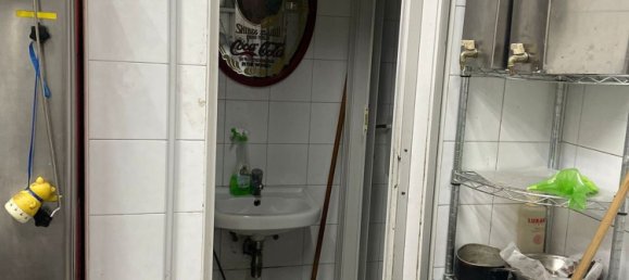 40m² Commercial property in Naples, Italy No. 254255 8