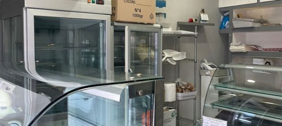 40m² Commercial property in Naples, Italy No. 254255 6