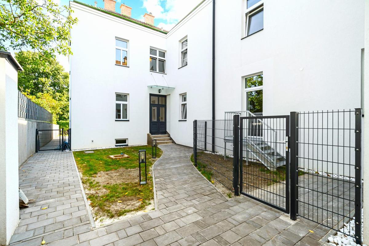 3 rooms Duplex in Mariahilf, Austria No. 218730