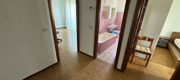 2 rooms Apartment in Pioltello, Italy No. 66717 3
