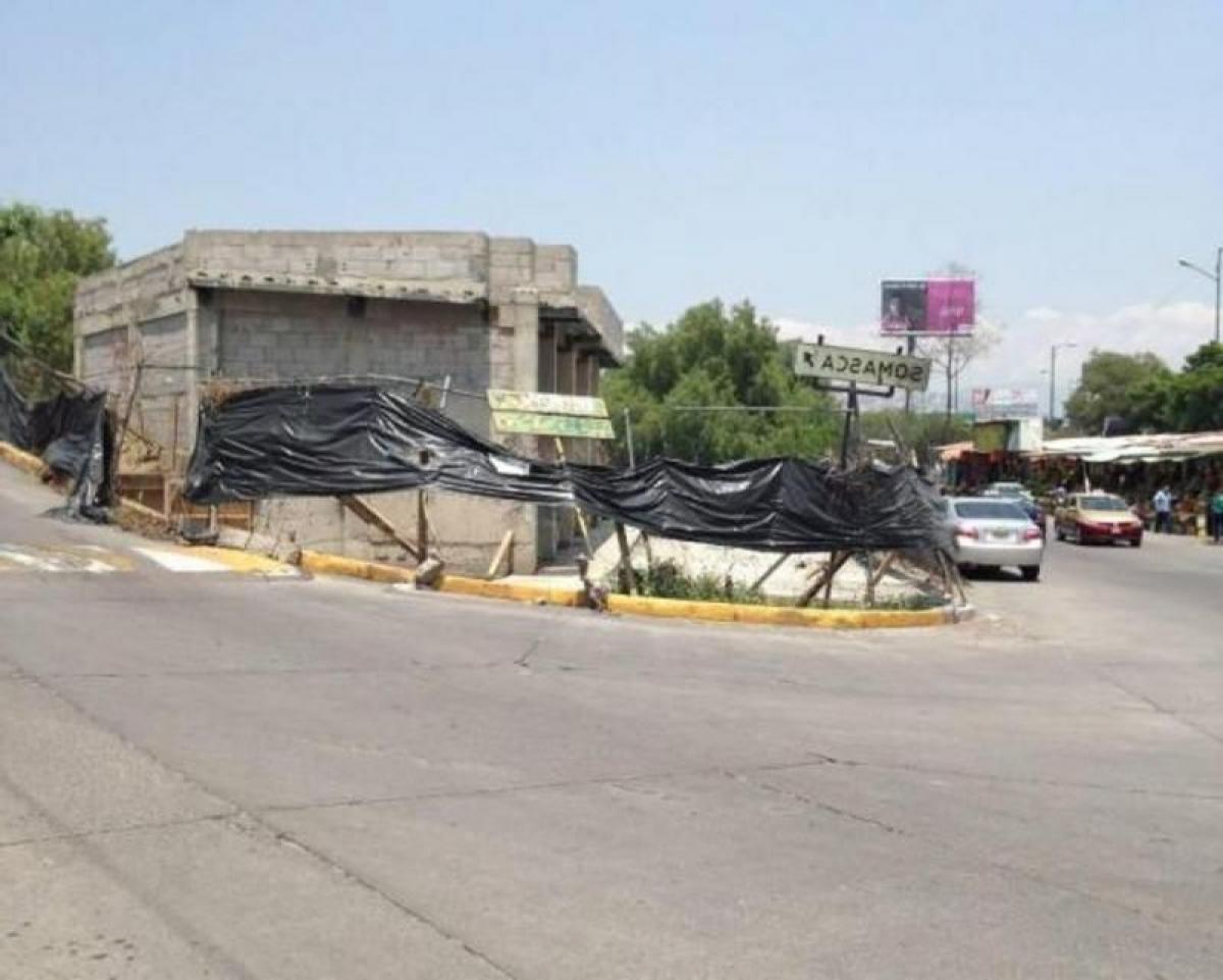  Land in Tlalnepantla, Mexico No. 203055