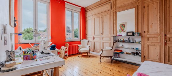 5 bedrooms House in Roubaix, France No. 256155 19