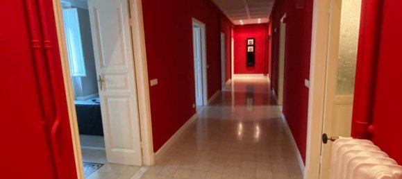 8-Zimmer Wohnung in La Spezia, Italy, Nr. 255310 3