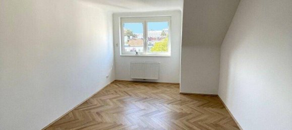 3 rooms Apartment in Hernals, Austria No. 120635 3